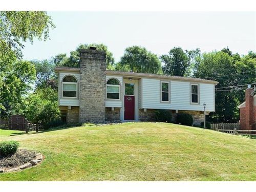 2944 Greenfield Rd, Glenshaw, PA 15116-1139