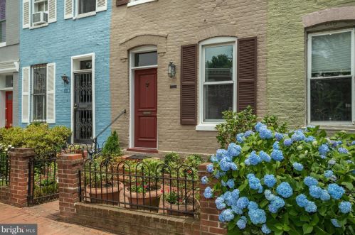 316 11th St, Washington, DC 20002-6220