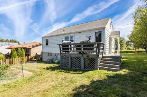 1812 6th St, Beaver Falls PA  15010-2923 exterior