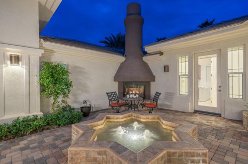 51464 Marbella Ct, La Quinta CA  92253-9056 exterior