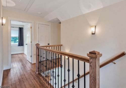 845 Vosseller Ave, Martinsville NJ  08836-2387 exterior