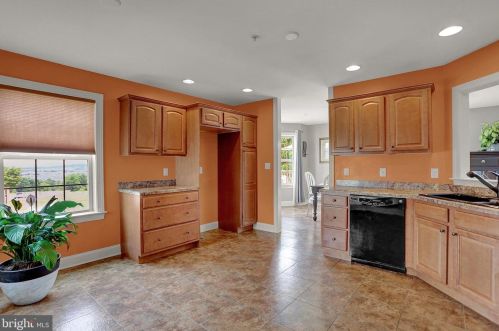 1838 Vista Dr, Navy Sup Dpt PA  17055-7040 exterior