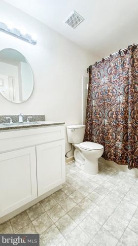 12177 Salemtown Dr, Woodbridge VA  22192-6273 exterior