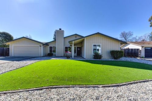 5520 Mimosa Ct, Loomis, CA 95650-9071