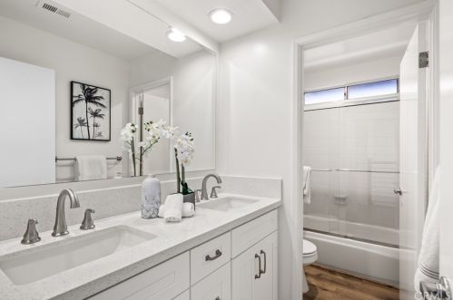21759 Tahoe Ln, El Toro CA  92630-1932 exterior