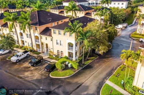 4455 160th Ave, Hollywood, FL 33027-5733