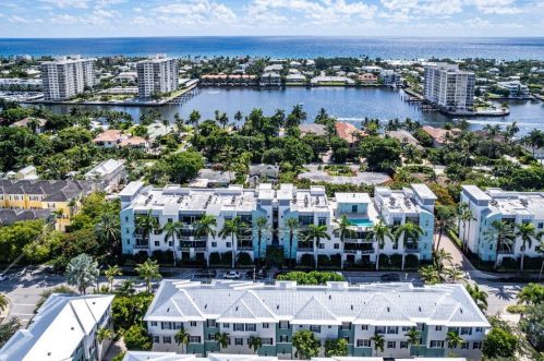335 6th Ave, Delray Beach FL  33483-5298 exterior