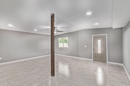 5218 17th Ave, Tucson, AZ 85706-2308
