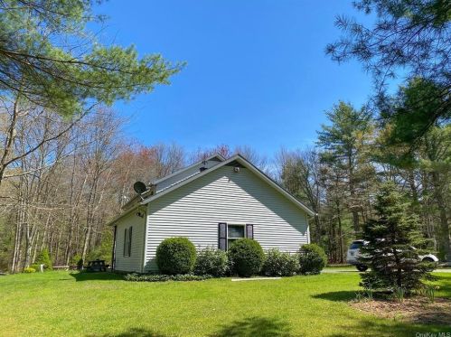 325 Hartwood Rd, Monticello NY  12777-6432 exterior