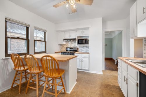 2322 59th St, Milwaukee WI  53219-2114 exterior