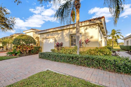 2368 Windjammer Way, West Palm Beach, FL 33411-1812