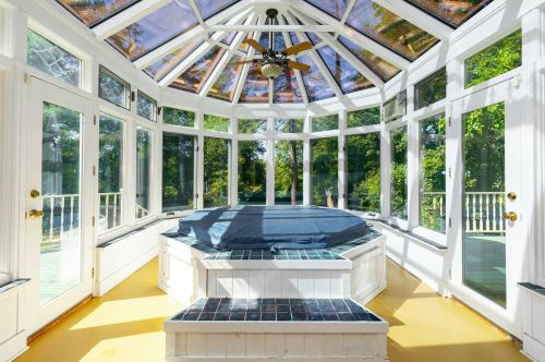 16 Garfield Pl, Poughkeepsie NY 12601-4326 exterior