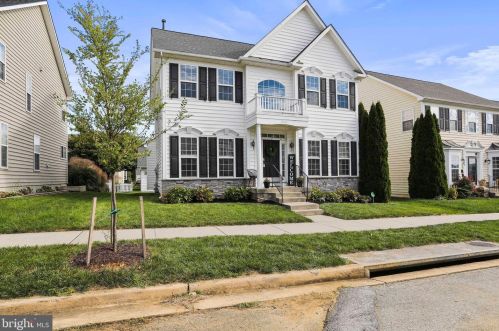 214 Union Ridge Dr, Charles Town WV  25414-4950 exterior