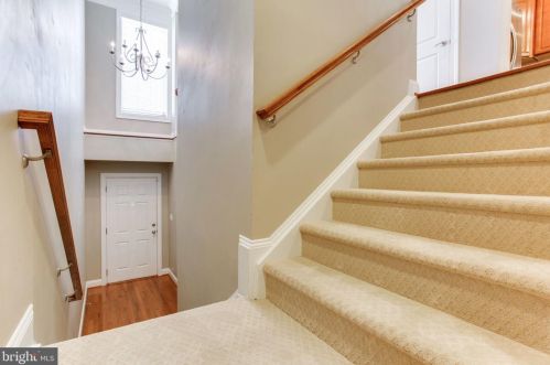 16069 Pitner St, Haymarket, VA 20169-4955