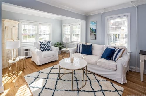 88 Highview Ave, Stamford, CT 06907-1624