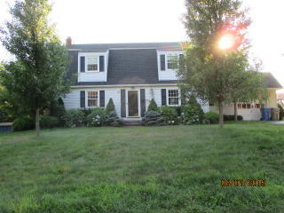 31 Susan Ln, Bristol, CT 06010-2273