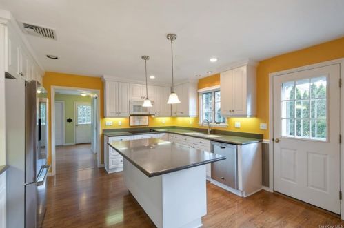 174 Atlantic Ave, Hawthorne NY  10532-1017 exterior