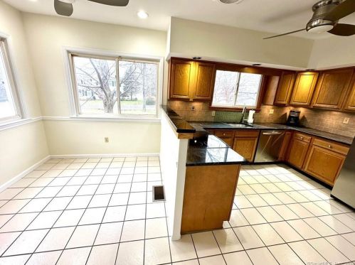 112 Housatonic Dr, Milford CT  06460-5034 exterior