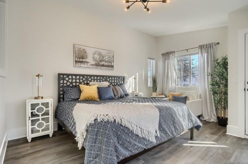 1691 Emerson St, Denver CO 80210-5025 exterior