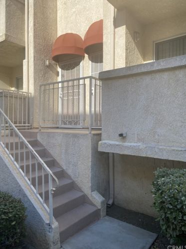 7221 Petrol St, Paramount CA  90723-5744 exterior