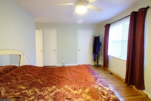 909 Yorkshire Dr, Flemington NJ  08822-1849 exterior