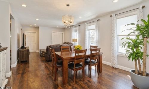 55 Charles St, Roselle Park NJ  07204-2258 exterior