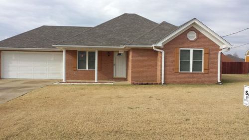 377 Dacus Dr, Munford, TN 38058-6141