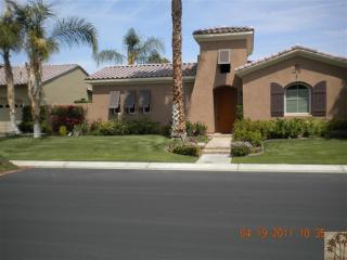 81260 Golf View Dr, La Quinta CA  92253-7685 exterior