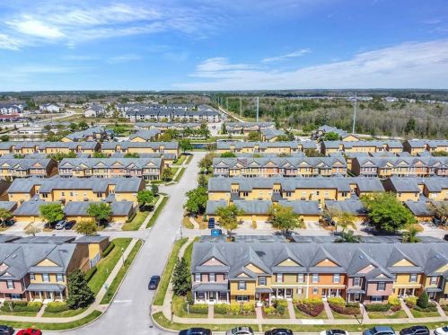 6103 Chapledale Dr, Orlando FL 32829-7718 exterior