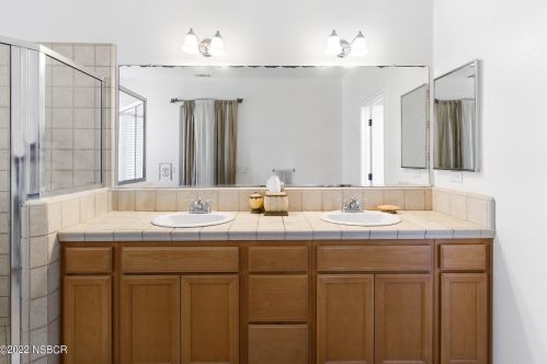 1007 Anabelle St, Santa Maria CA 93458-7315 exterior