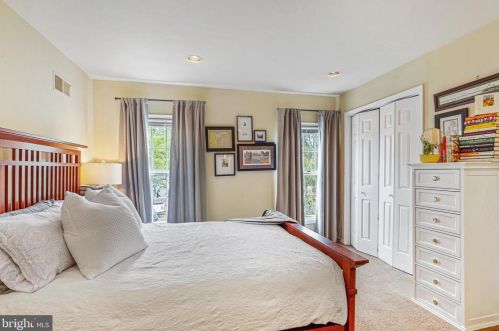 732 11 St, Washington DC 20010-2405 exterior