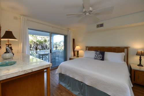 1017 Pne Ave, Saint George Island FL  32328-2416 exterior