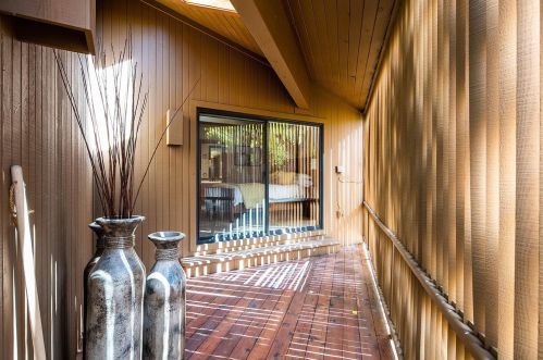 351 Skidder Trl, Truckee CA 96161-3928 exterior