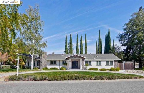 20231 Kilbride Dr, Saratoga, CA 95070-4336