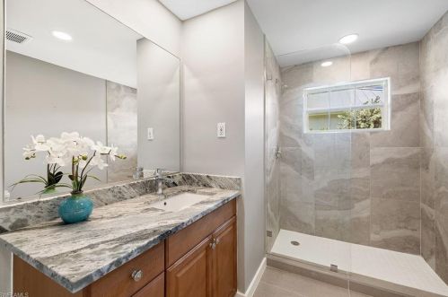 740 Orchid Dr, Naples FL  34102-5015 exterior