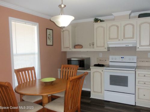 417 Plover Dr, Sebastian FL  32976-7414 exterior