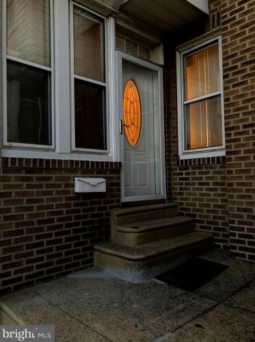 595 Godfrey Ave, Philadelphia, PA 19126-3828