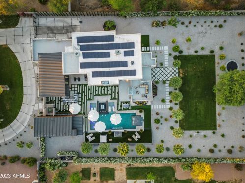 10019 57th St, Scottsdale AZ  85253-1137 exterior