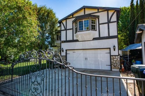 30016 Marvin Ave, Santa Clarita, CA 91384-2431