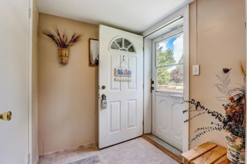 10929 Harvard Ln, Milwaukee, WI 53226-4126