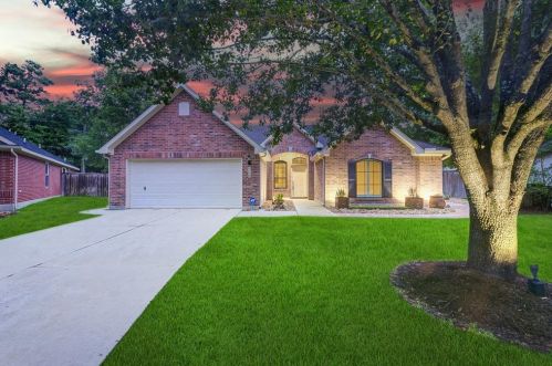 2106 Master Way Ct, Humble, TX 77339-2975