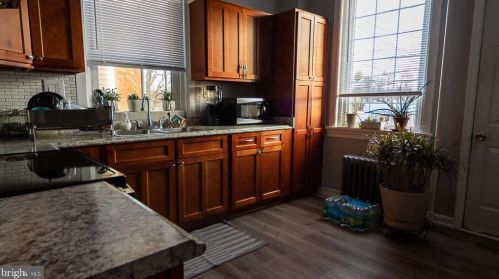 2927 Derry St, Harrisburg PA 17111-1644 exterior