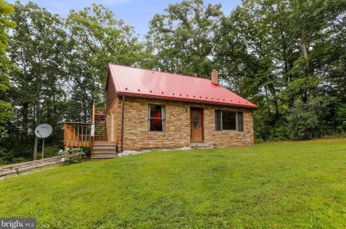 845 Oak Ridge Dr, Mc Connellsburg, PA 17233-9005