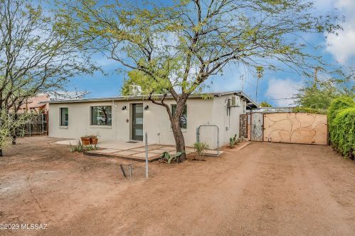 917 Freeman Pl, Tucson, AZ 85719-1811