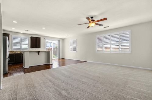 16278 Prairie Fire Ct, Lathrop CA  95330-8963 exterior