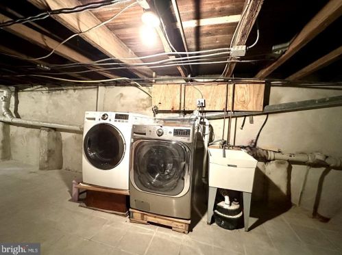 1228 Federal St, Philadelphia PA 19147-4518 exterior