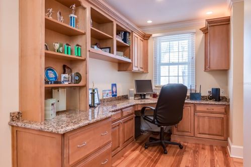 1050 Lake Hollingsworth Dr, Lakeland FL  33803-2267 exterior