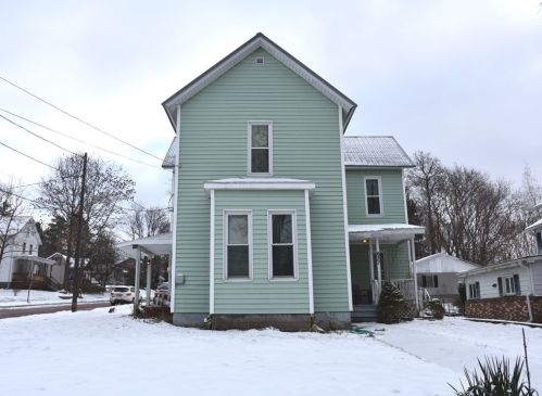 637 Cullum St, Meadville, PA 16335-1910