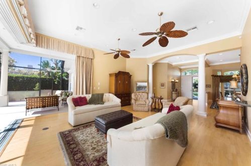 402 Rosemeade Ln, Naples, FL 34105-7153
