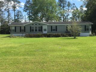 5277 Manning Cemetery Rd, Jacksonville, FL 32234-2806